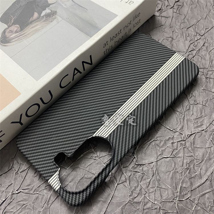 Fiber Pattern Case Ultra Thin Hard Pro Version - Image 5